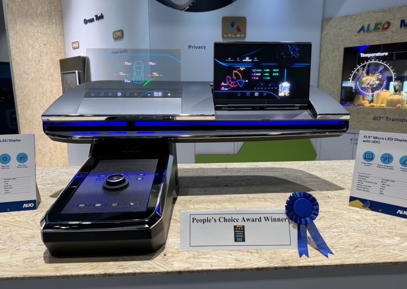 友达车用Micro LED Display HMI解决方案获&rdquo;最佳车用显示奖&rdquo;，以用户为中心开发，针对前座驾驶与乘客设计兼具娱乐与安全的高画质屏幕，包含车舱前座的Micro LED透明屏幕及全球首款内建镜头的智慧Micro LED显示器